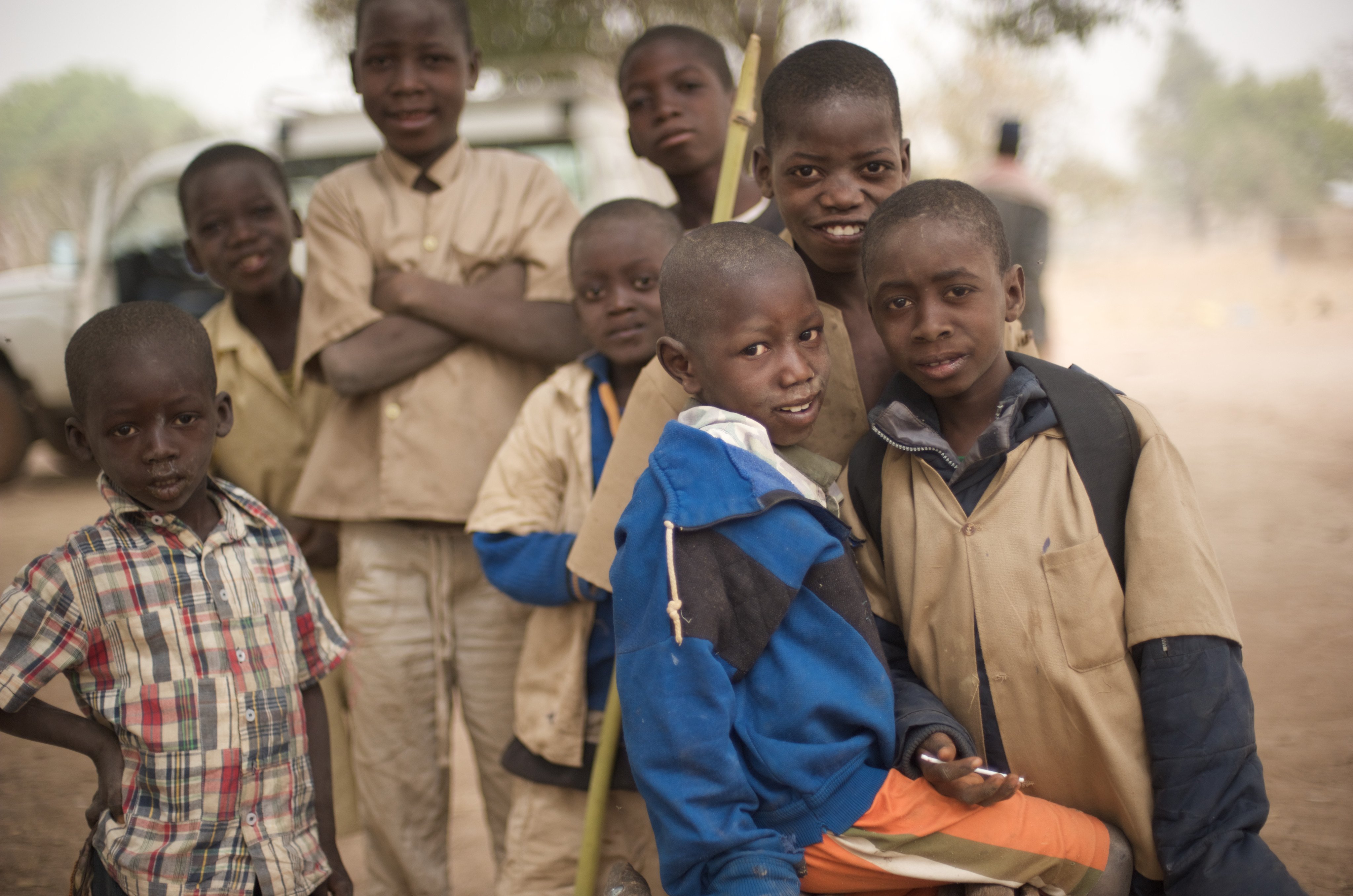 Children outside primary school in Moka, Equatorial-Guinea